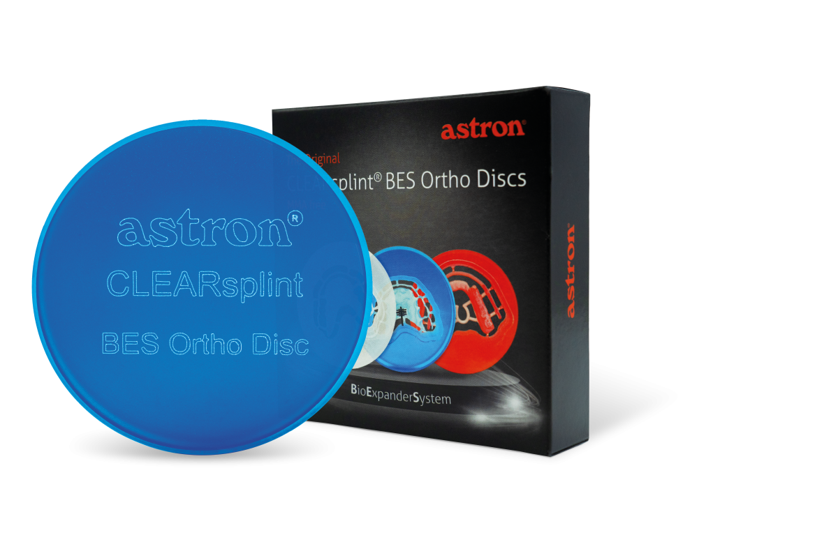 26741_BLUE_astron-CLEARsplint-BES-Orthodisc_mitSchulter_Verpackung_rechts_CMYK4